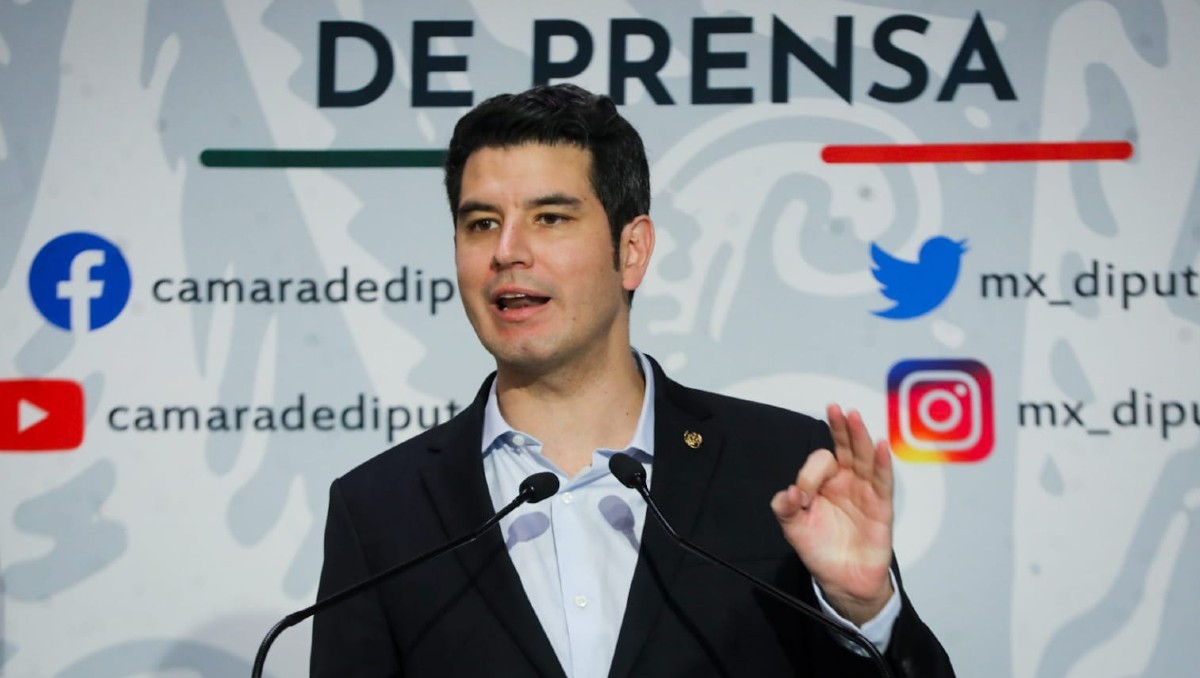 Eduardo Murat renuncia al PRI. | X