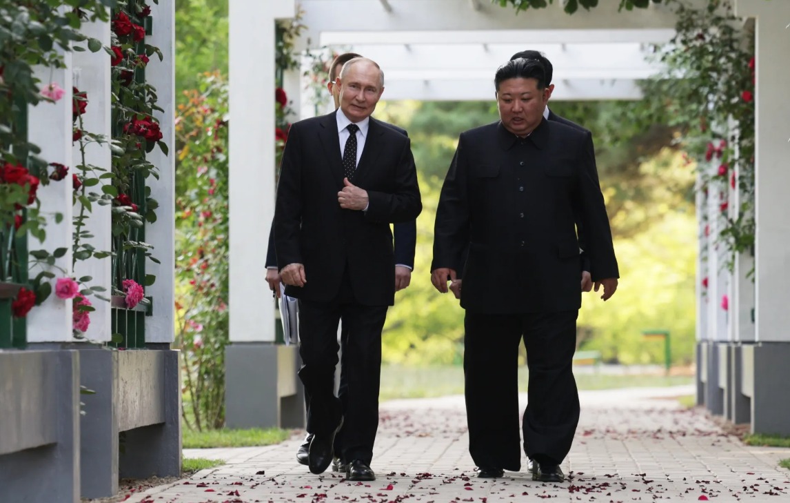 Putin firmó un tratado sobre la asociación estratégica del país con Corea del Norte. (Foto: EFE)