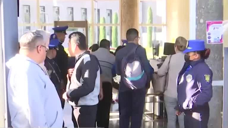 Largas filas para reanudar trámites en el Poder Judicial: Hoy regresa la base trabajadora