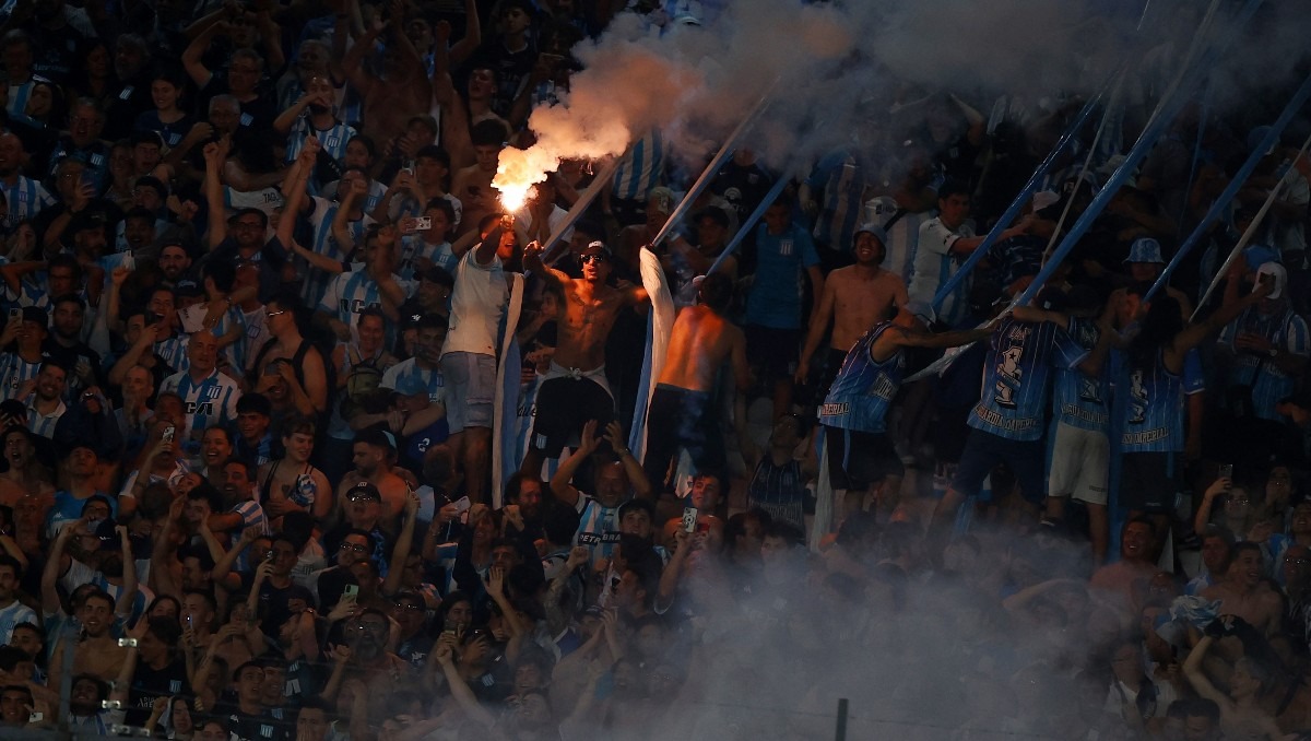 Paraguay pone trabas a los hinchas de Racing y Cruzeiro para la final de la Sudamericana (Reuters)