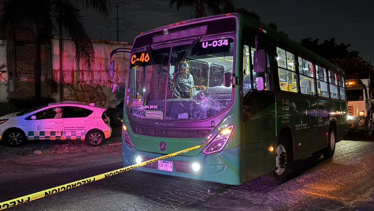 Camión de ruta C46 embistió a un hombre en calles de Tonalá, Jalisco (Vicente Torres Alfaro)