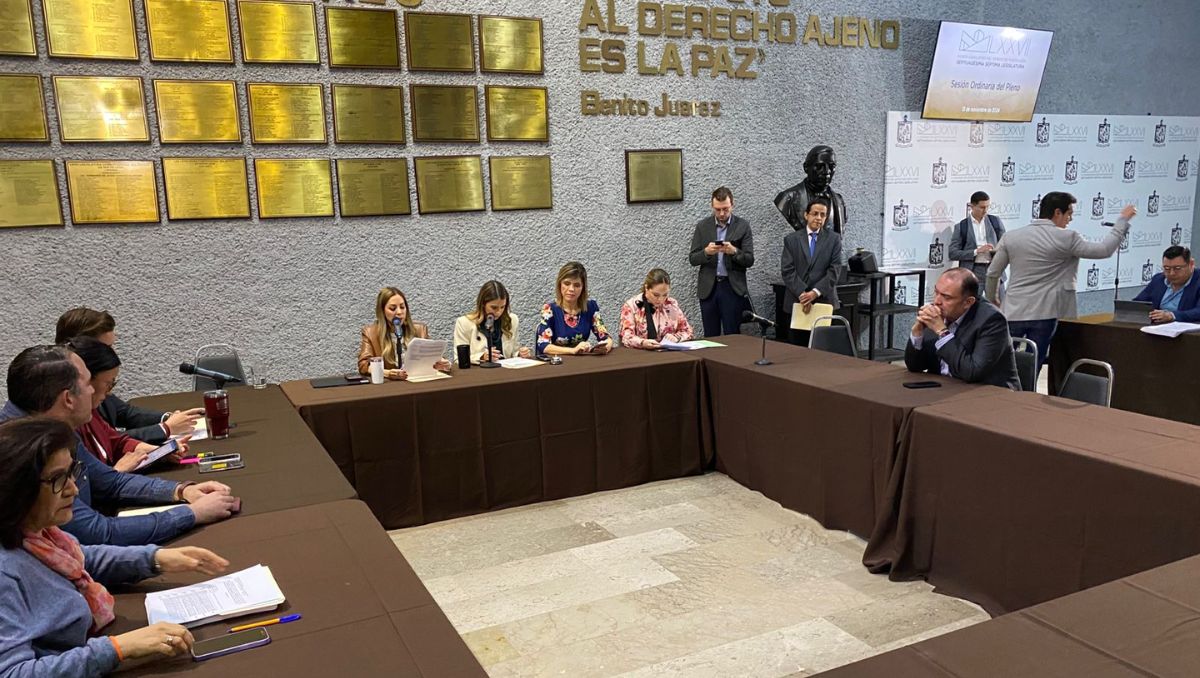 La Comisión Anticorrupción del Congreso local abrió su sesión para analizar los juicios políticos del gobernador Samuel García. Kevin Recio