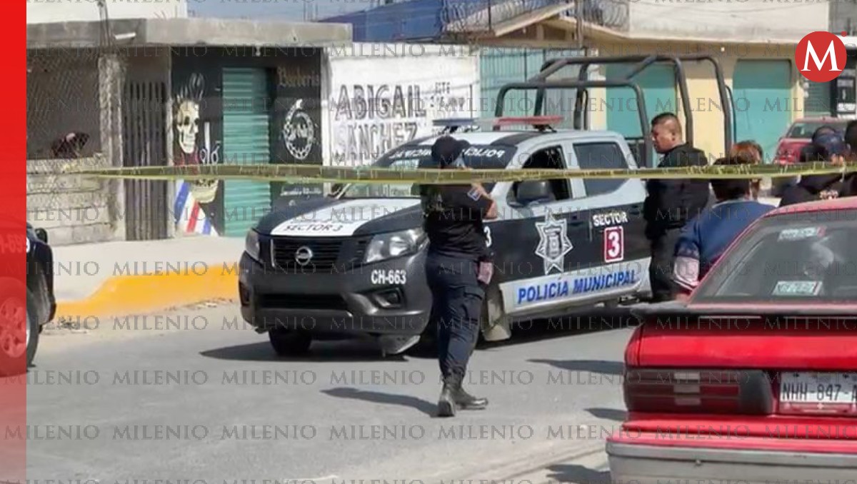 Los cuerpos de dos de los recolectores quedaron dentro de la unidad, en tanto que el tercero estaba en la carpeta asfáltica. Foto: (Especial)