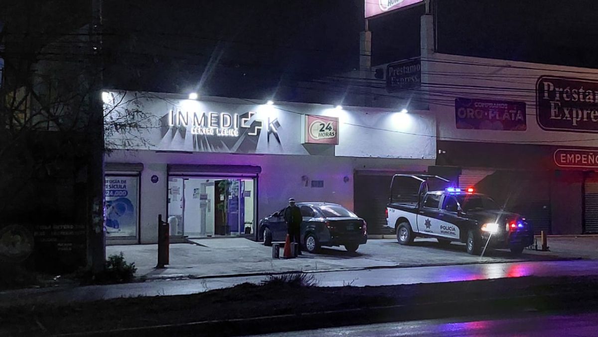 Policías municipales, personal de Servicios Periciales y del Servicio Médico Forense acudieron al sitio. Leyda Estrada