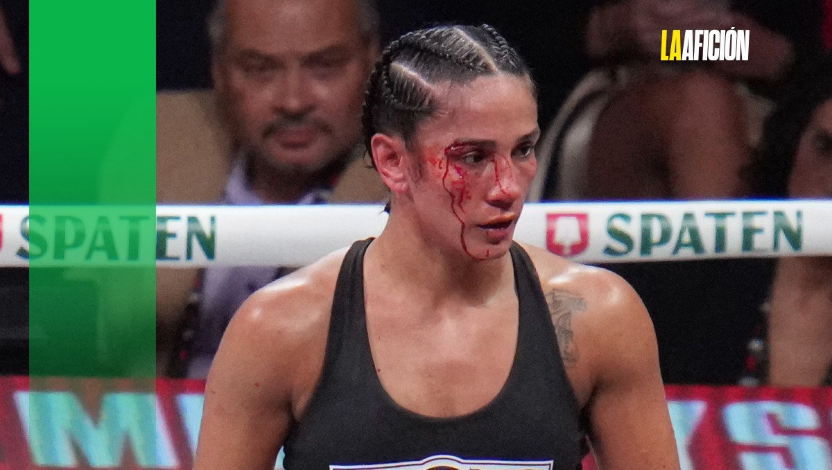 Amanda Serrano sufre escalofriante corte en el rostro en pelea vs Katie Taylor (AP)