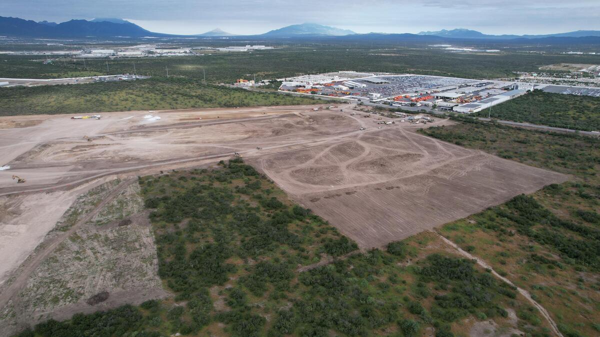 El área techada abarcará lo equivalente a 40 campos de futbol. Omar Benavides