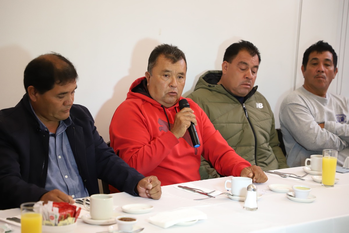 Conflicto entre sindicatos en Zimapán. (Jorge Sánchez)