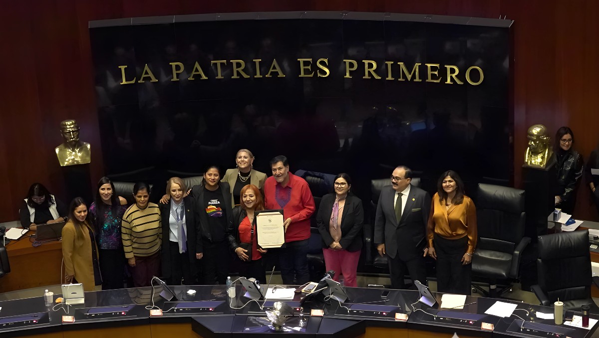 Salarios y prestaciones de senadores: 2.28 millones al año | Especial