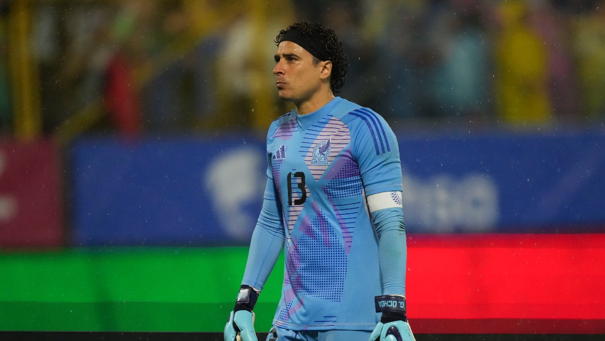 AVS respalda a Memo Ochoa tras la derrota del Tri en Honduras (AP)