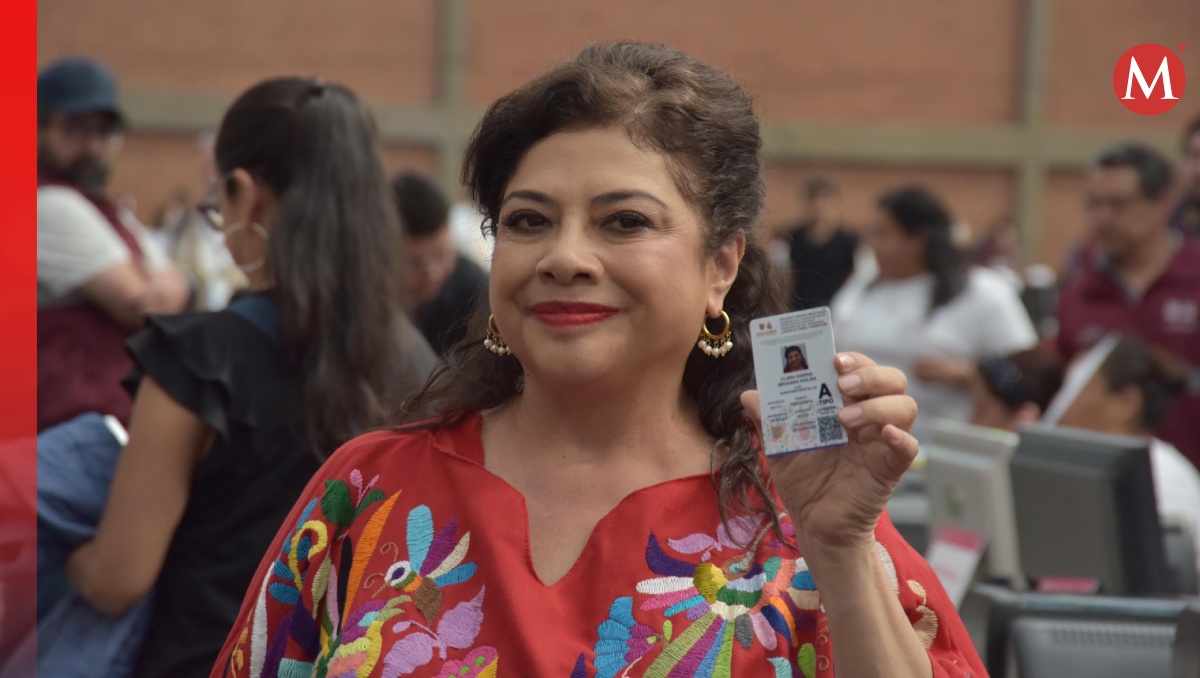 Clara Brugada tramita su licencia de conducir permanente (Especial)