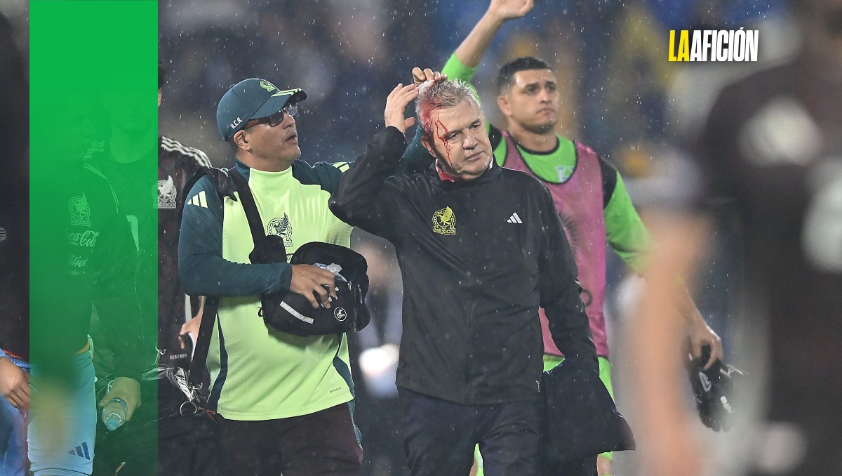 La Concacaf investigará la agresión a Javier Aguirre en el Honduras vs México (Imago7)