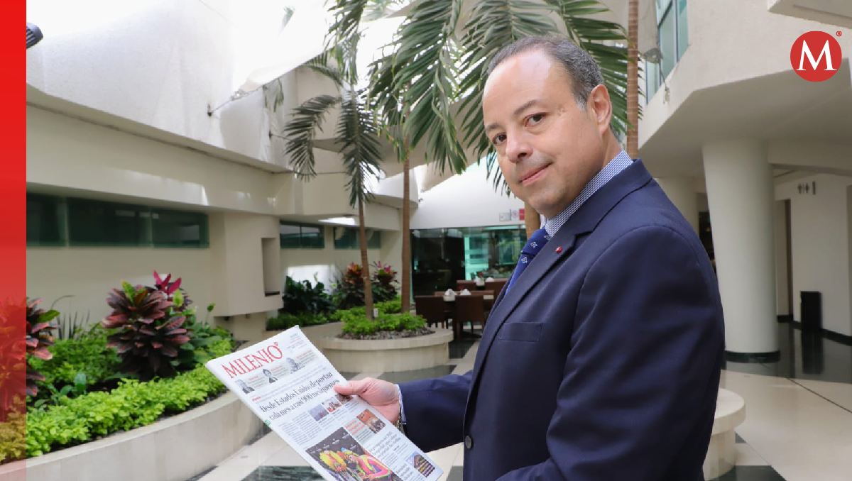 Víctor Humberto Benítez González, candidato al Consejo Directivo del Colegio de Notarios del Estado de México. Foto: (Iván Carmona)