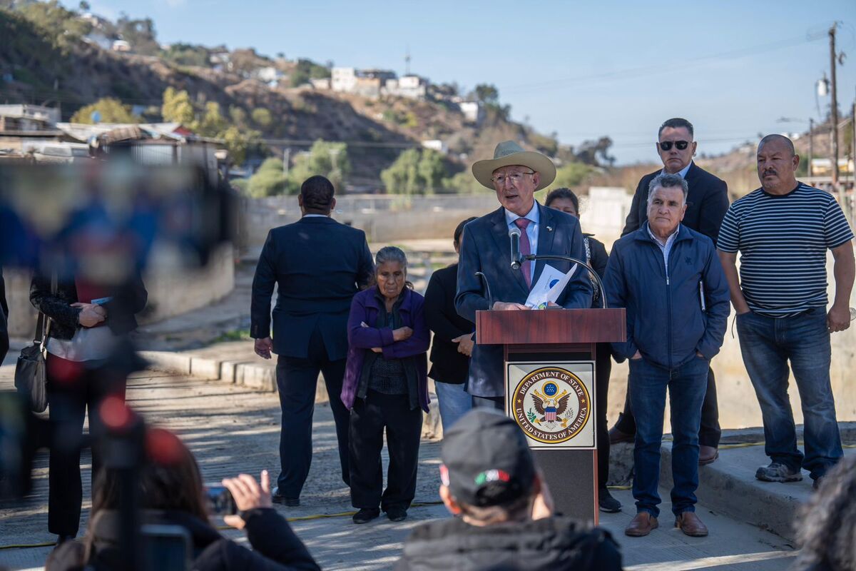 Ken Salazar destaca avances en seguridad y medio ambiente en Tijuana | Especial
