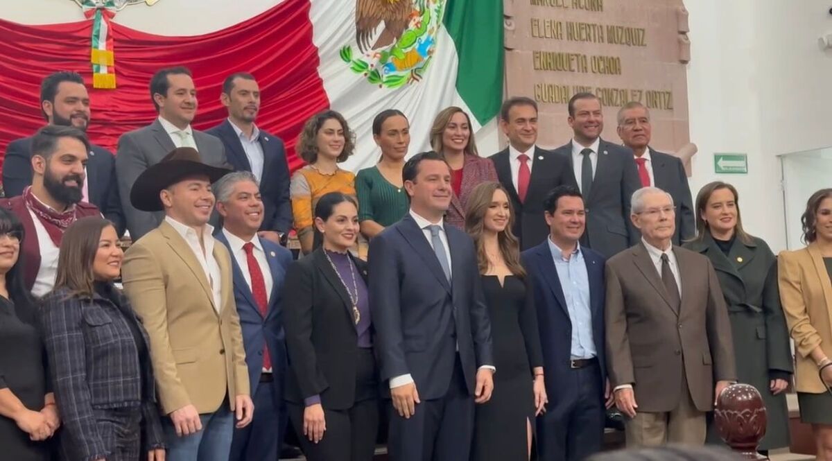 Federico Fernández Montañez, ex secretario de seguridad pública, tomó protesta como Fiscal General de Coahuila. | Especial