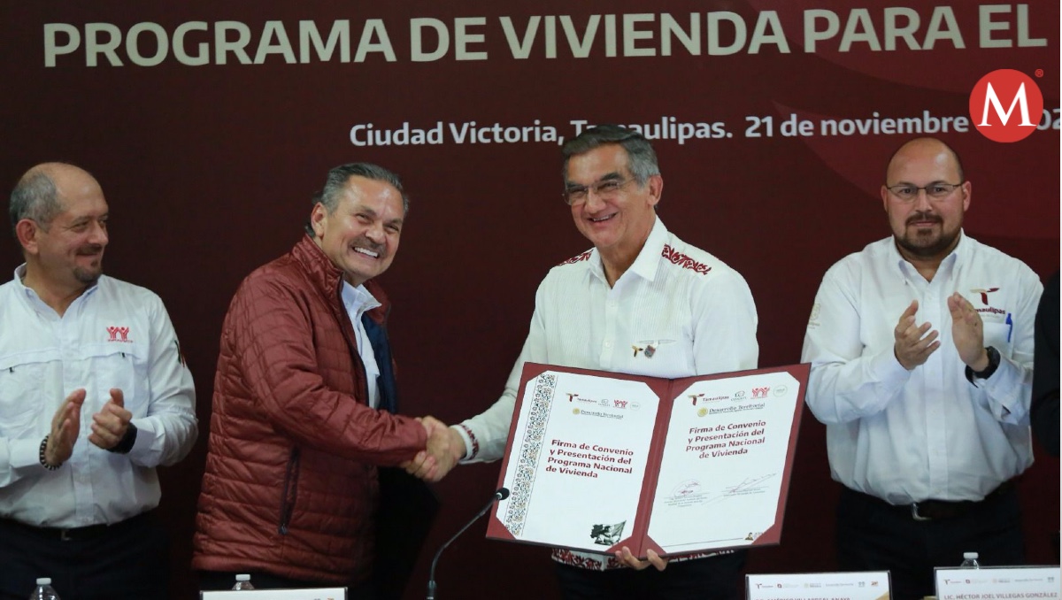 Octavio Romero Oropeza y Américo Villarreal firman convenio de Programa de Vivienda para el Bienestar en Tamaulipas.