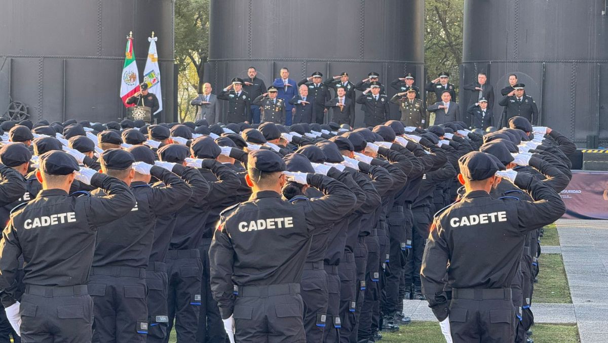 Los 118 cadetes se integrarán a las filas de la policía estatal. Víctor González