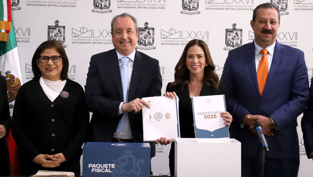 El miércoles se entregó el Paquete Fiscal al Congreso, con una deuda de más de 17 mmdp. Luis Guerra