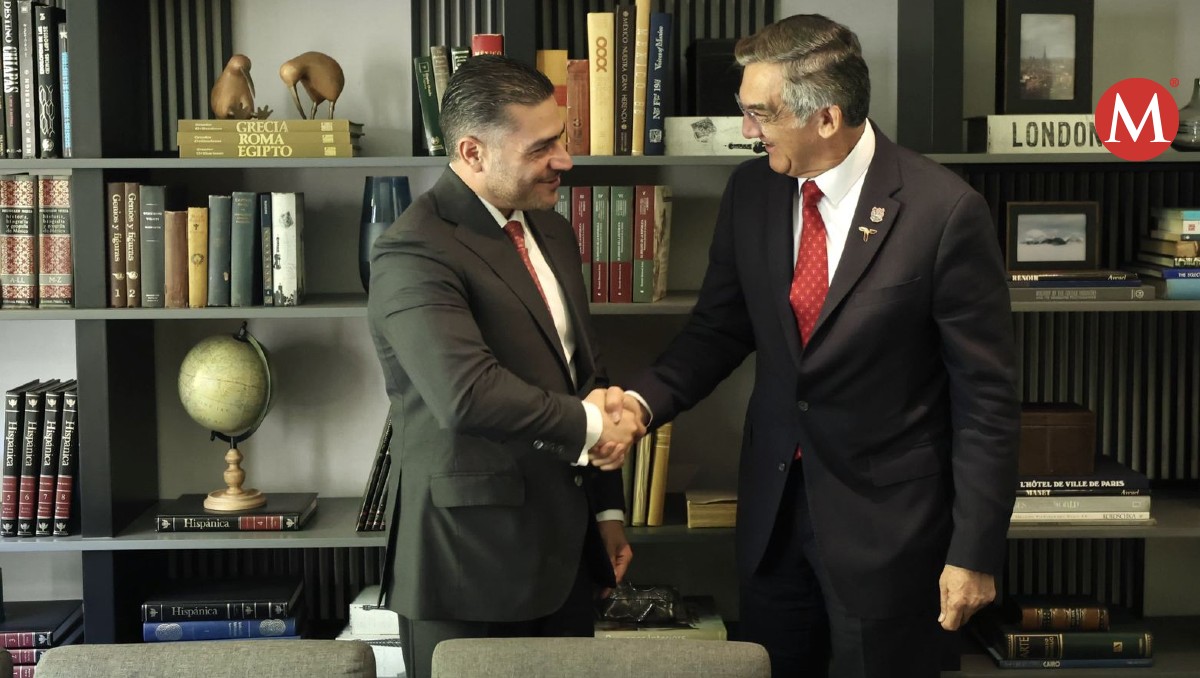 Omar García Harfuch, secretario de Seguridad  y Protección Ciudadana, y Américo Villarreal, gobernador de Tamaulipas