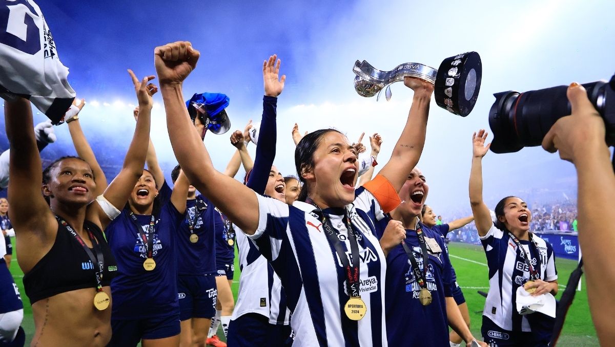 Rayadas iguala en títulos directos frente a Tigres Femenil (Imago7)