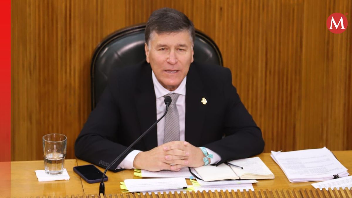Secretario de Medio Ambiente, Alfonso Martínez Muñoz en la glosa del tercer informe de gobierno / Luis Guerra.