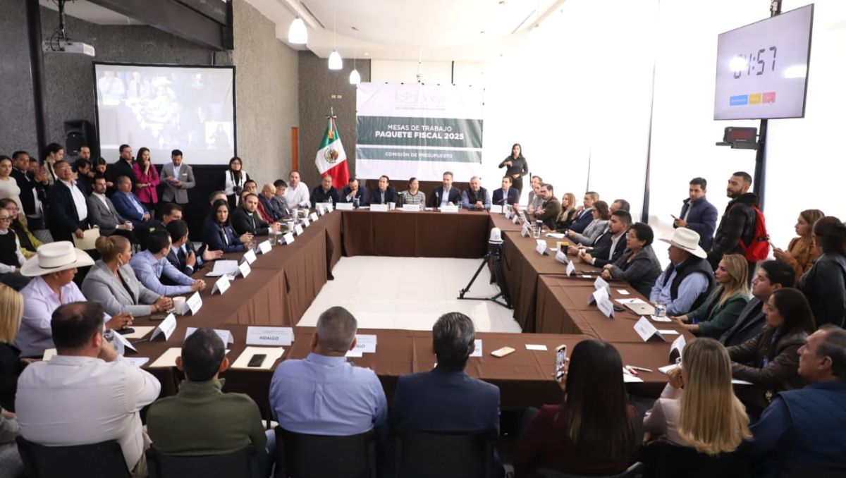 La reunión es encabezada por la Comisión de Presupuesto | Luis Guerra