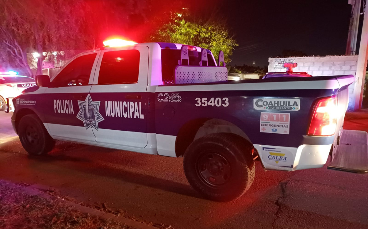 Roban camioneta a repartidor en Torreón. l Especial