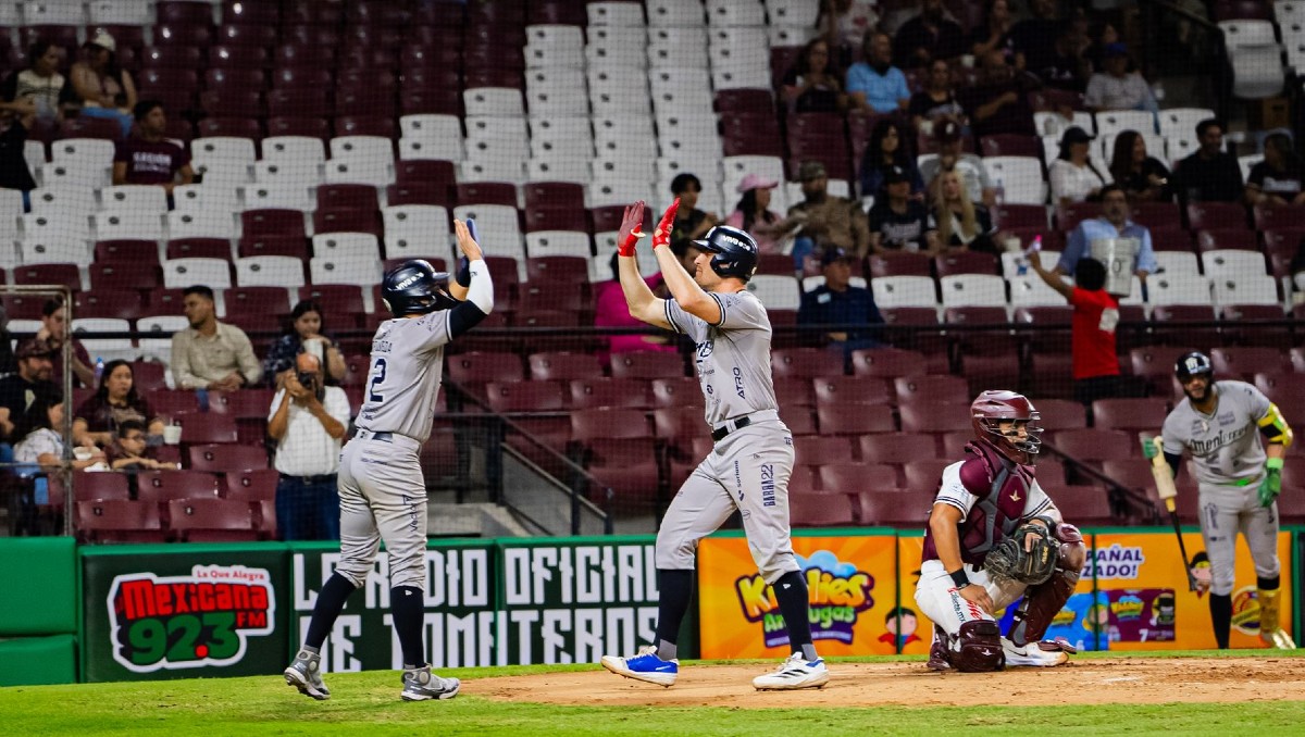 Sultanes de Monterrey abre la serie con triunfo sobre Tomateros de Culiacán (Sultanes)
