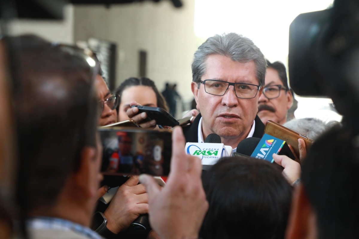 Ricardo Monreal e el coordinador parlamentario de Morena. | Especial