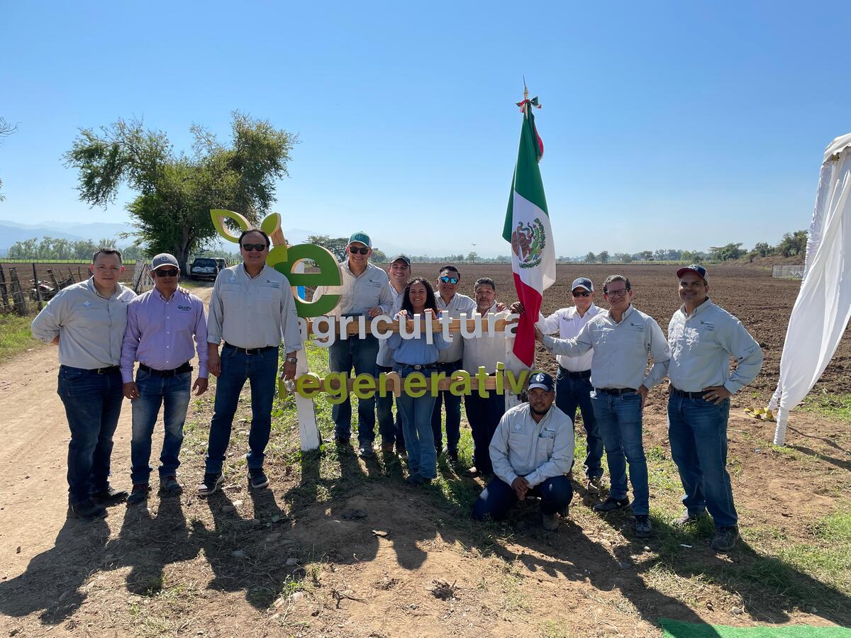Bayer lanza un proyecto de riego solar para reducir CO2 y optimizar el agua. Foto: Especial