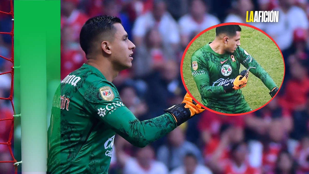 Aficionados de Toluca le lanzan cortaúñas a Luis Malagón en pleno partido (Imago7/Captura X)