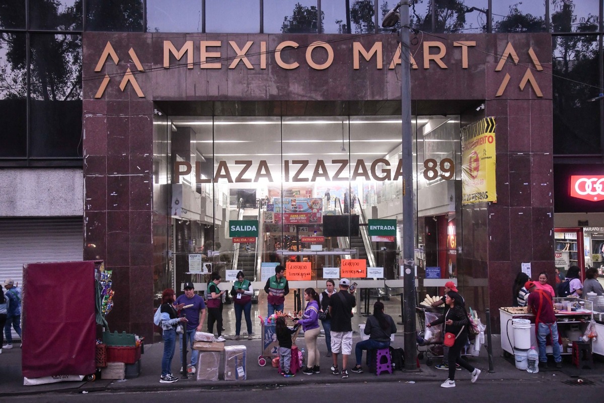 Cierra Plaza Izazaga 89 tras operativo contra contrabando en CdMx | Cuartoscuro