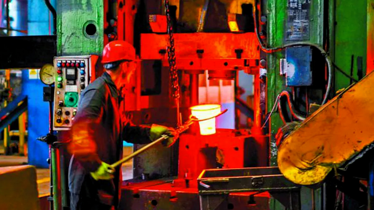 México no cuenta con estímulos para enfrentar aranceles de EU, advierte Ceesp