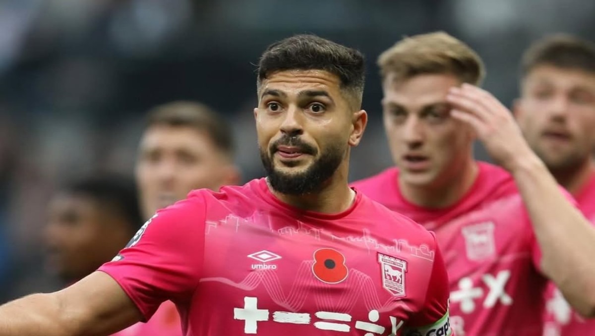 Capitán del Ipswich Town se rehúsa a usar el brazalete arcoíris de la Premier League (Instagram @sammorsy08)