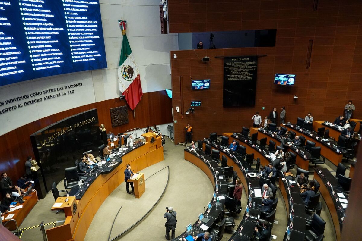 Senado aprueba en lo general y particular la Ley Federal de Derechos. | Foto: Cuartoscuro.