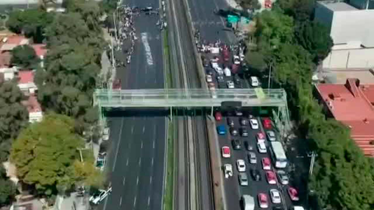 En CdMx, comerciantes bloquearon Calzada de Tlalpan