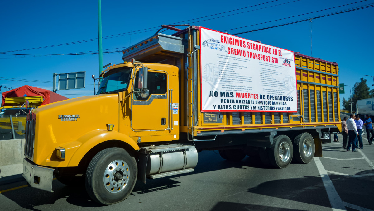 Bloquea Amotac accesos al C5 y carretera federal Amozoc-Perote |  Especial