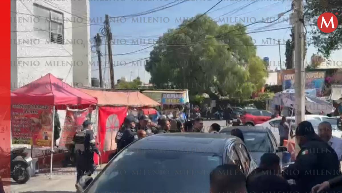 La pelea entre policías inició luego de que rescataran a dos elementos detenidos. Foto: (Especial)