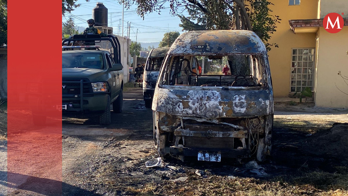 Queman unidades de transporte público en Malacatepec, Puebla