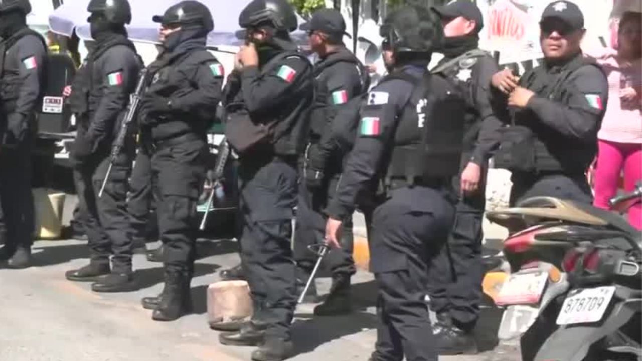 Tras supuesta extorsión, se registra riña entre policías estatales y ministeriales en Ecatepec