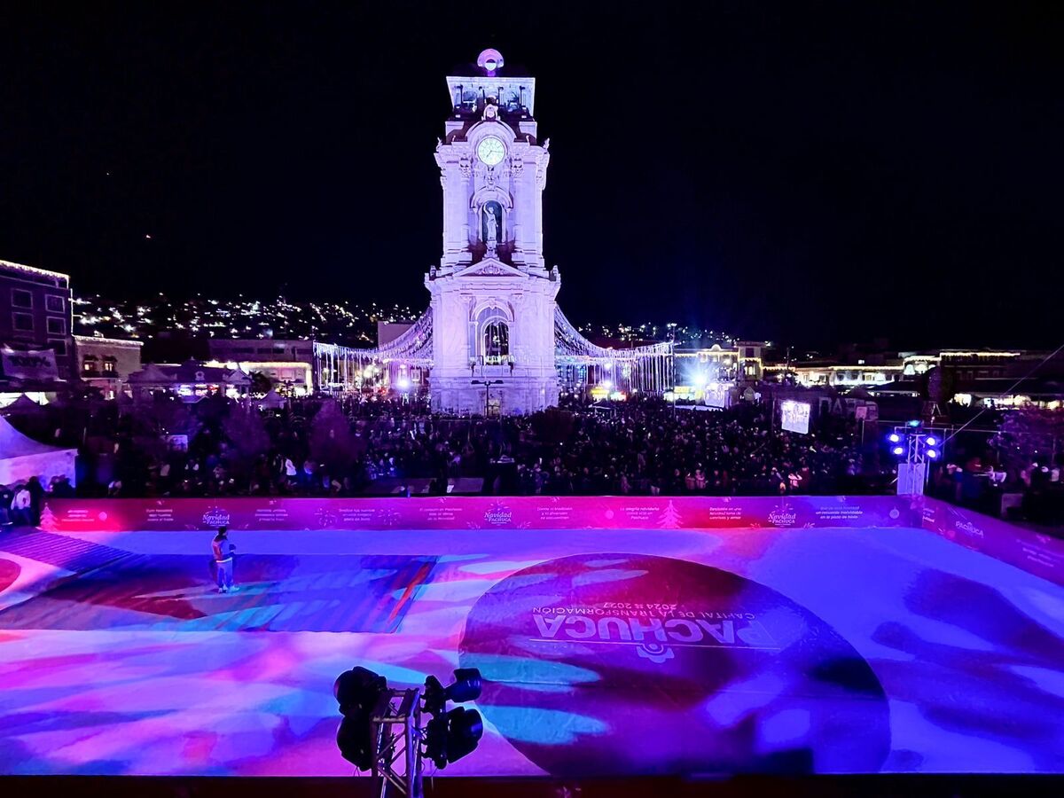 Inauguración de la pista de hielo en Pachuca