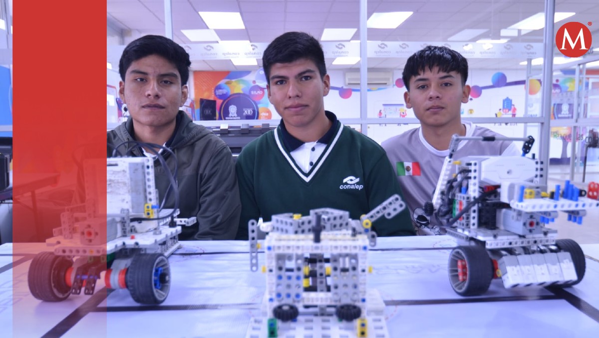 Martín, Ángel y Zuriel, estudiantes de CONALEP-Silao.