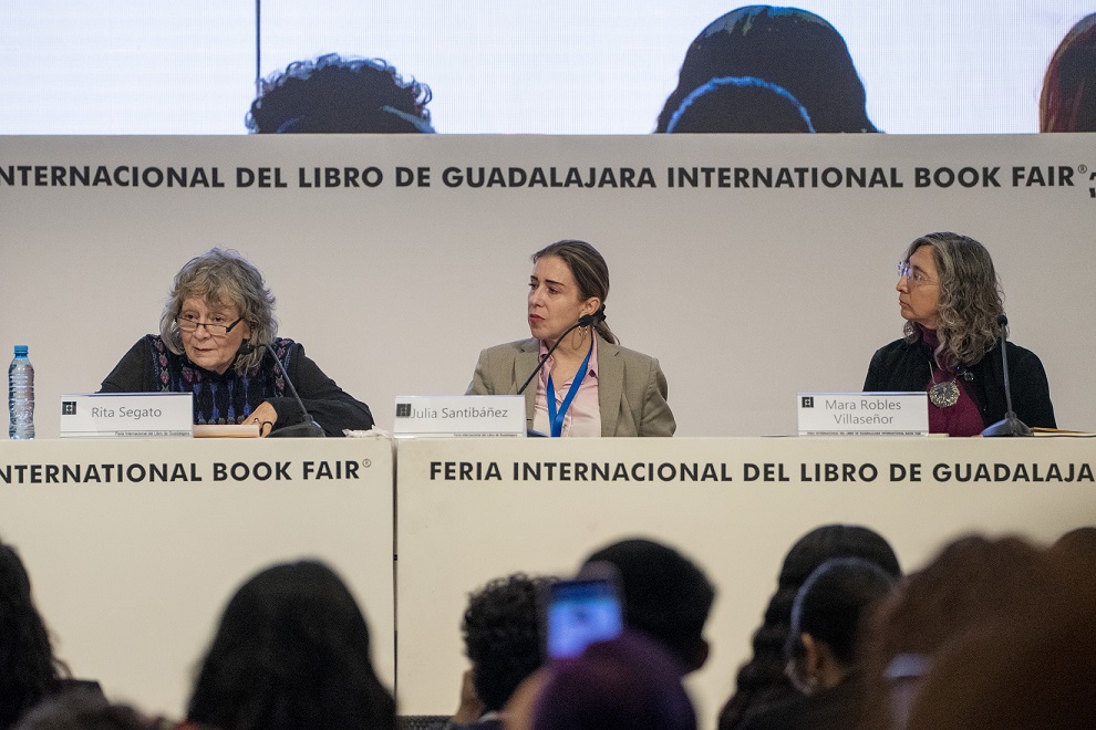 El panel 'Cuerpo, género, soma psíquico y consciencia: para qué pensar el cuerpo en tiempos de fin del mundo' (Foto: Sandra Bautista)