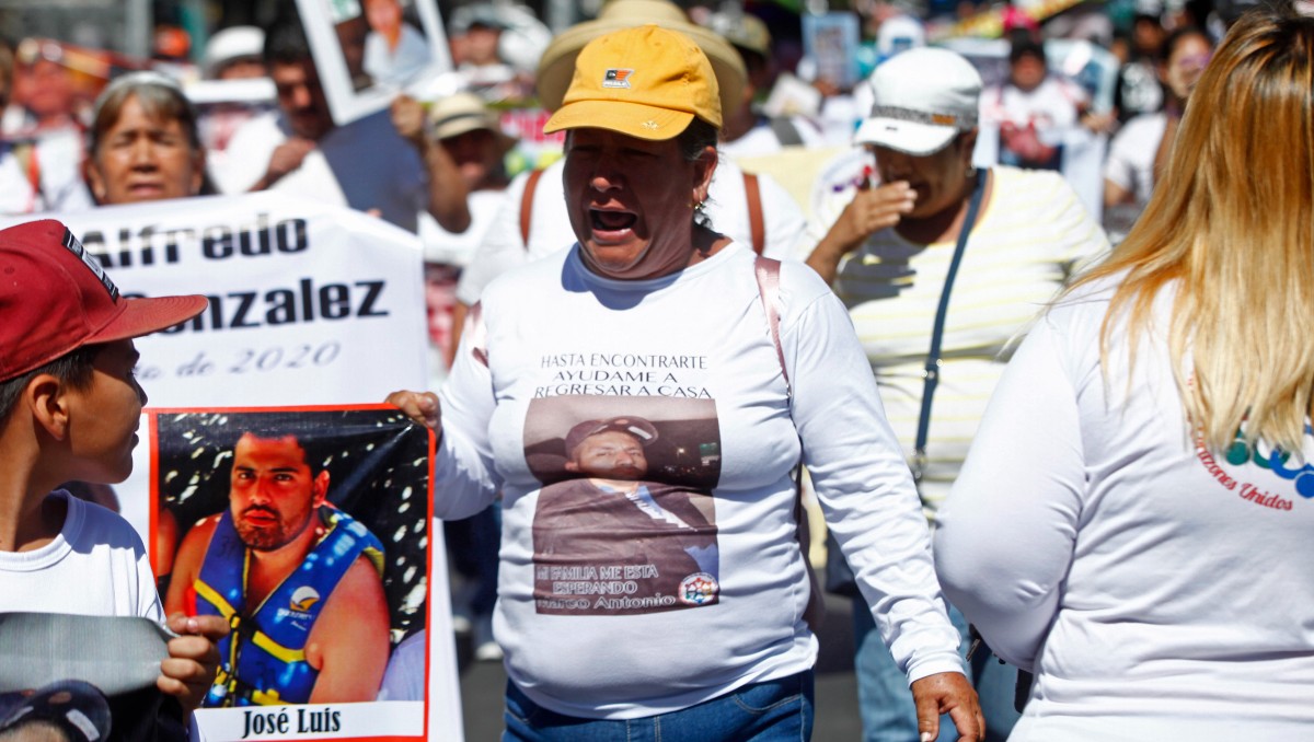 Colectivo de búsqueda de personas desaparecidas se manifiestan en Jalisco (Fernando Carranza)