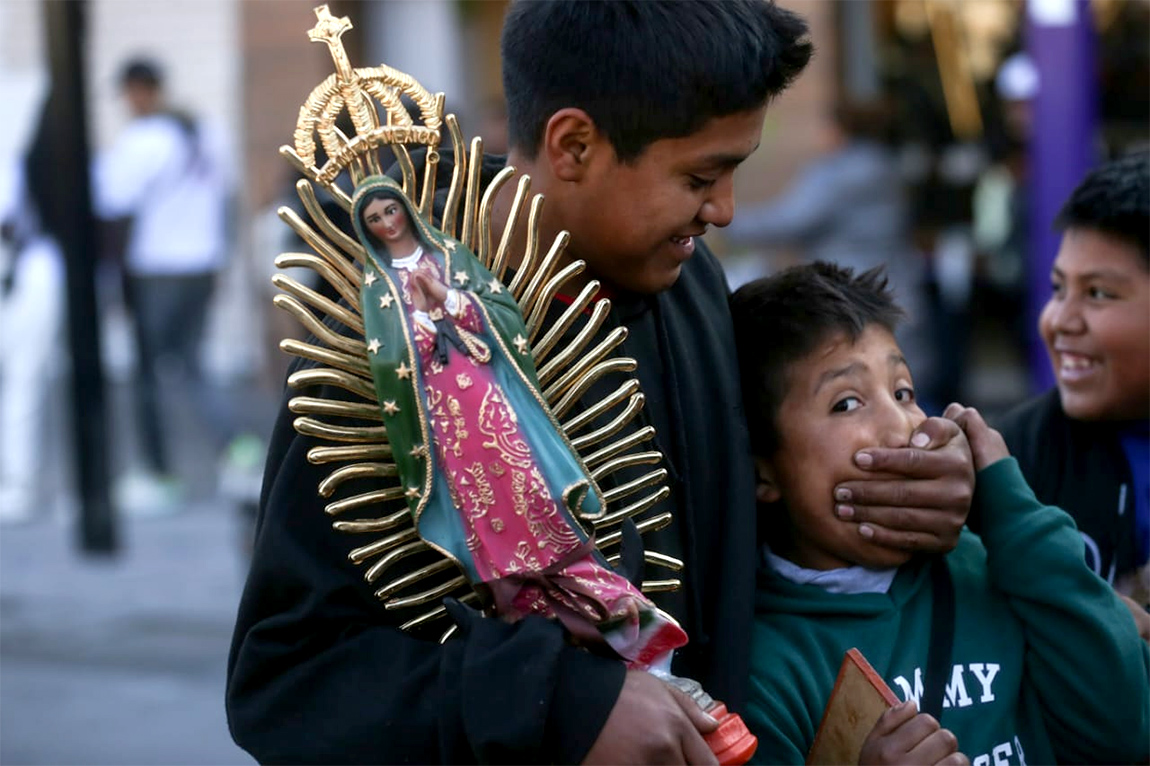 La historia de la Virgen de Guadalupe comienza en el año de 1531. Araceli López