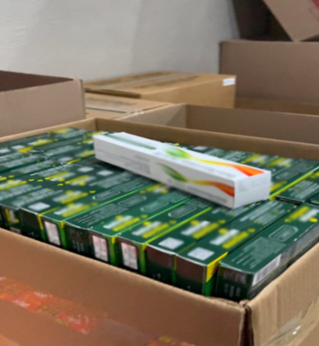 La FGR aseguró un millón 843 mil 200 tabletas apócrifas. (Escpecial)