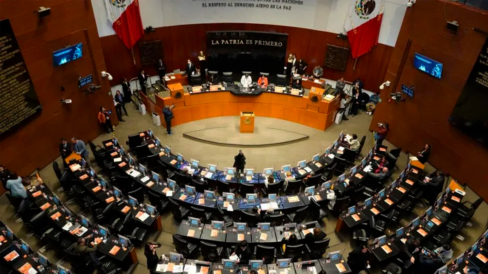 Comisiones del Senado avalan reformas sobre juicio de amparo e inimpugnabilidad
