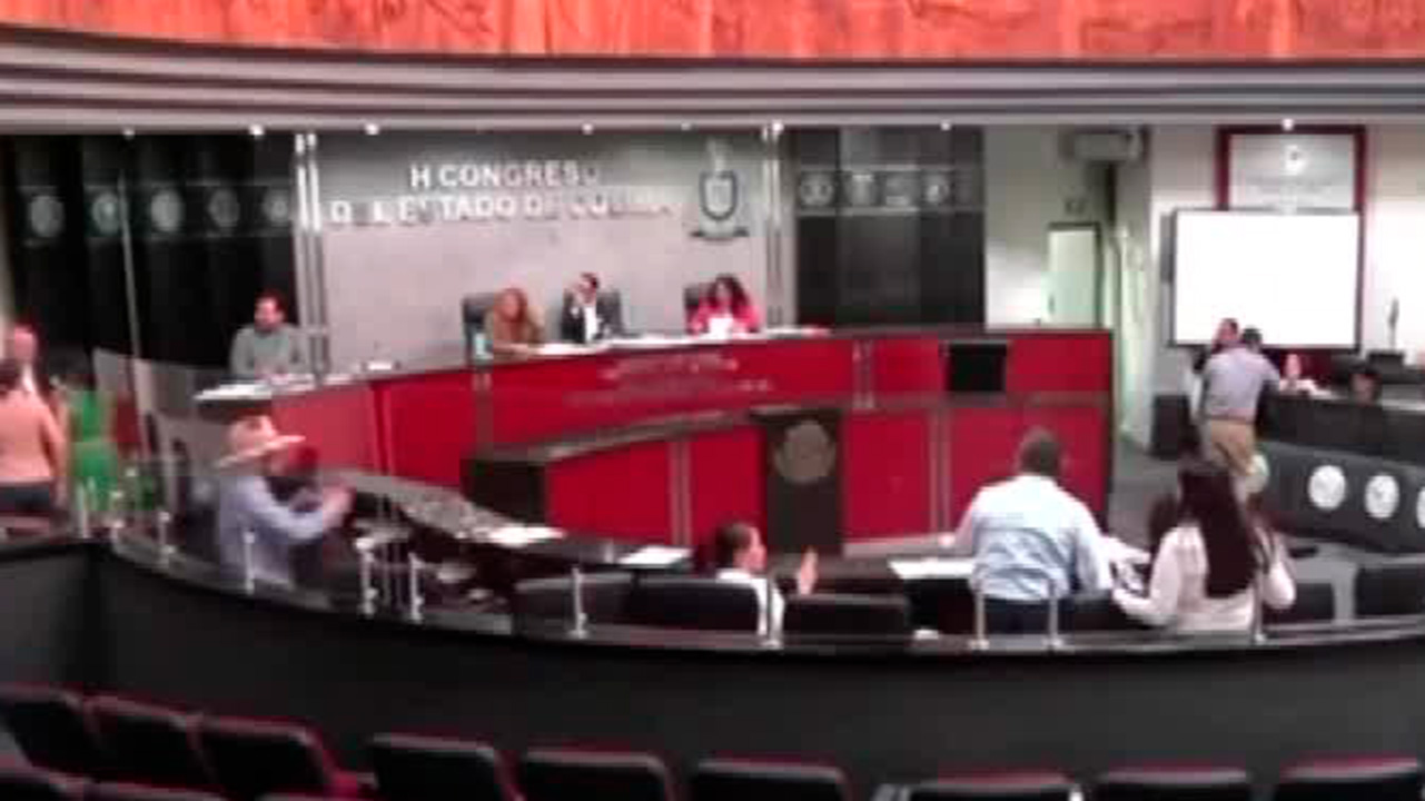 Congreso de Colima avala la reforma contra uso de vapeadores