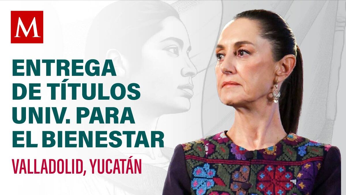 Entrega de títulos profesionales a egresados de Universidades para el Bienestar