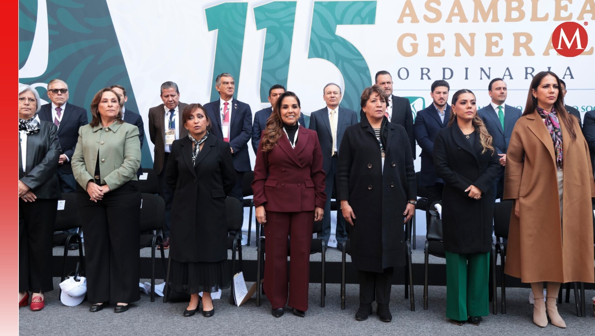Claudia Sheinbaum reconoció el trabajo de las mujeres que forman parte del IMSS (Especial)