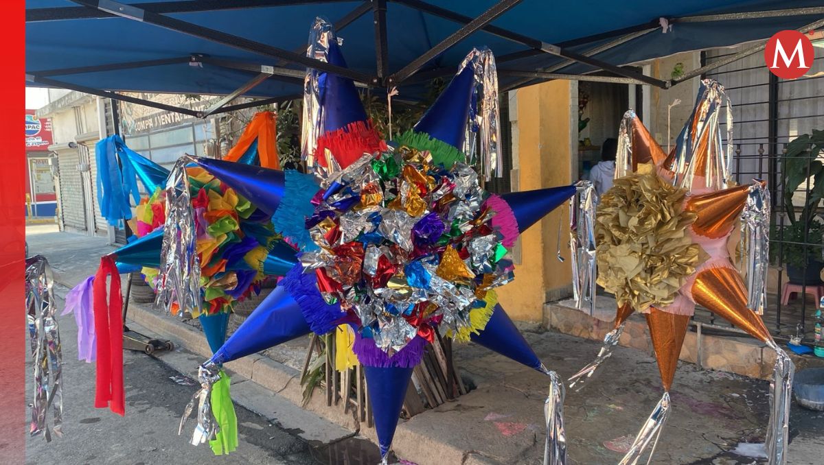 Los comerciantes en el área metropolitana de Monterrey se preparan con semanas de anticipación para las fechas decembrinas / Erik Solheim Rocha